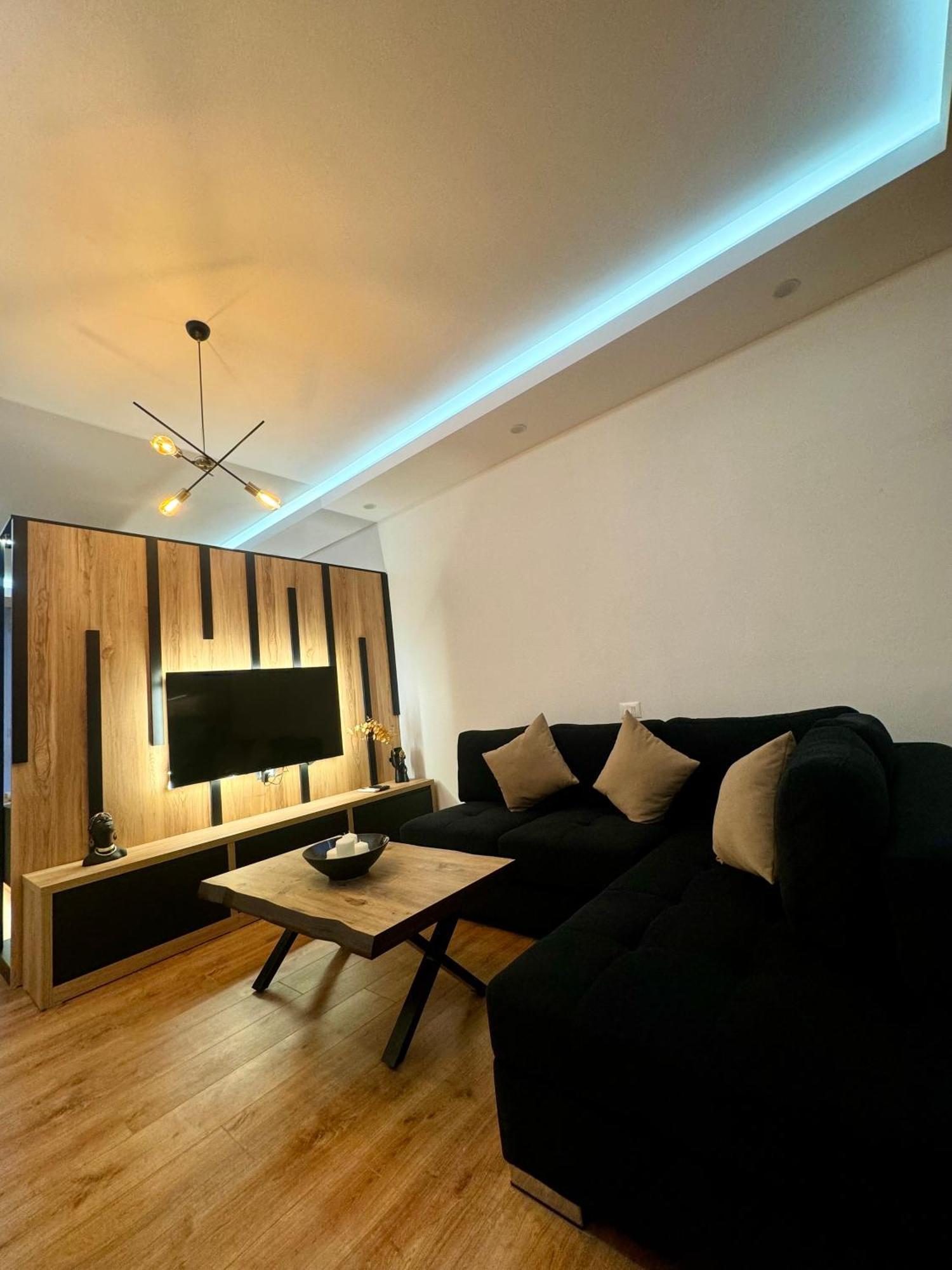 Luxury Central Baba Apartment Shkodër Extérieur photo