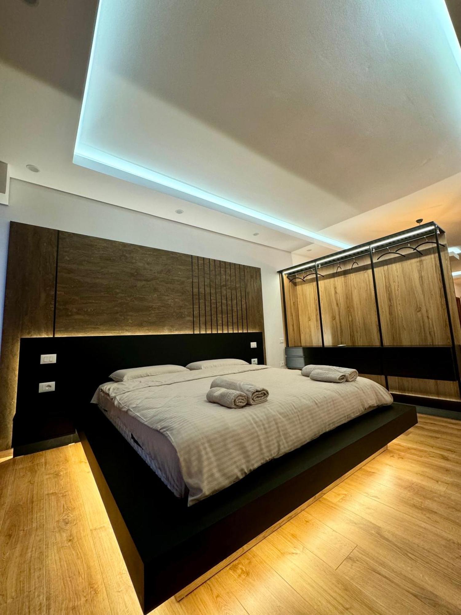 Luxury Central Baba Apartment Shkodër Extérieur photo