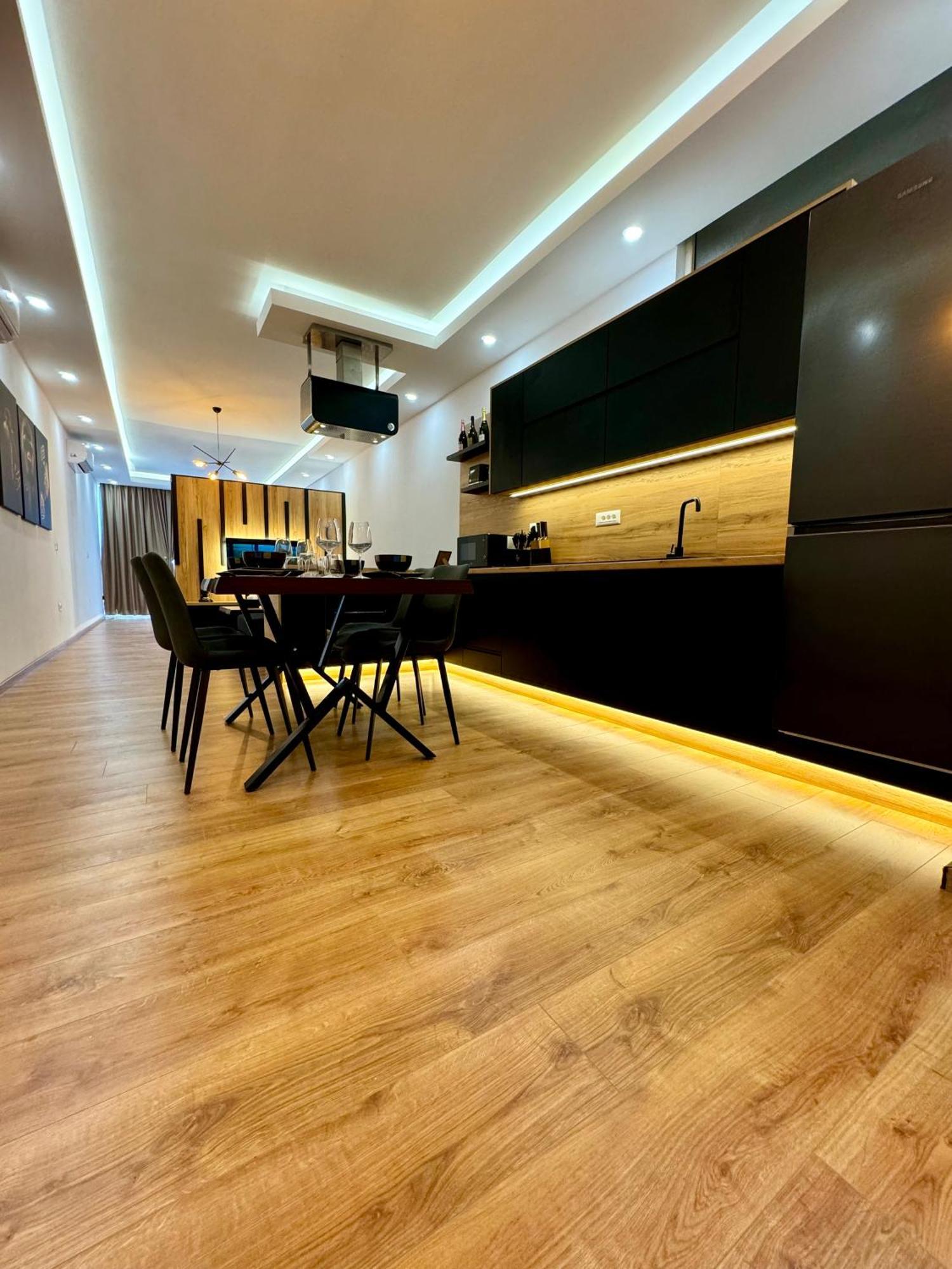 Luxury Central Baba Apartment Shkodër Extérieur photo
